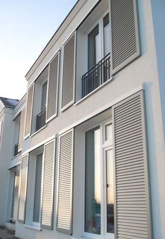Aussenliegender Sonnenschutz an einem Passivhaus auf Rügen Aussenliegender Sonnenschutz an einem Passivhaus auf Rügen