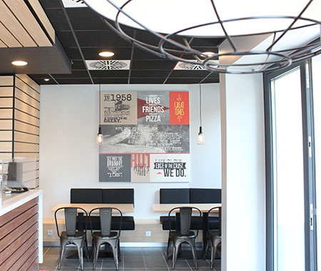 Neugestaltung des Ex- und Interiordesigns Pizza Hut Delivery